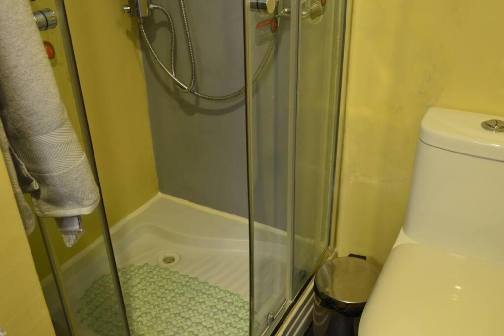 Apartamento Depto Moderno 3p Al Frente De La Moneda, Centro Stgo *
